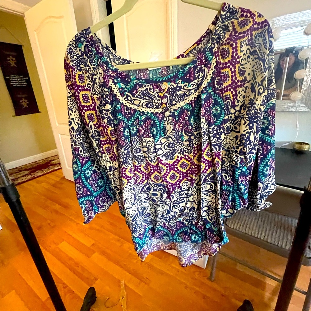Love squared top size medium